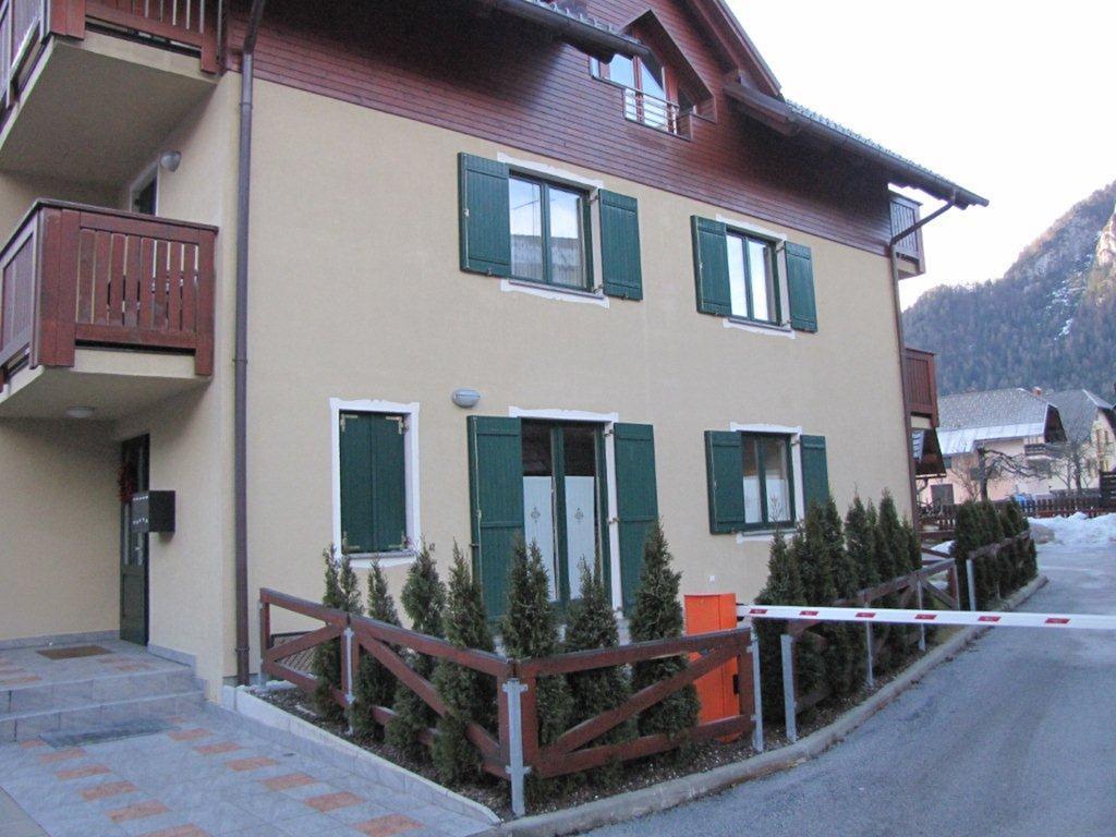 Apartment Mojstrovka With Terrace In City Center كْرانْيِسكا غورا الغرفة الصورة
